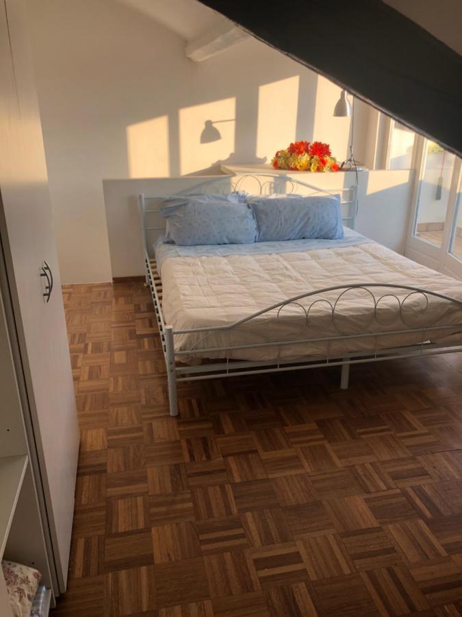 Charming 1-Bed Apartment In Milano Екстериор снимка