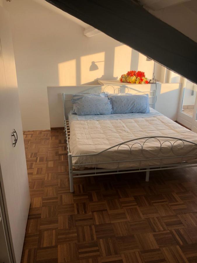 Charming 1-Bed Apartment In Milano Екстериор снимка